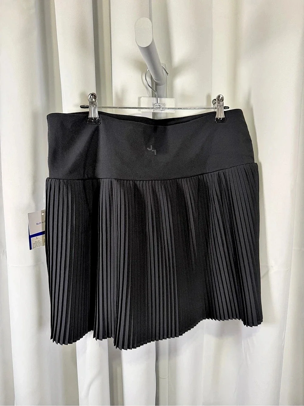JoyLab Built-In Shorts Pleated Mini Skirt Black Large NWT